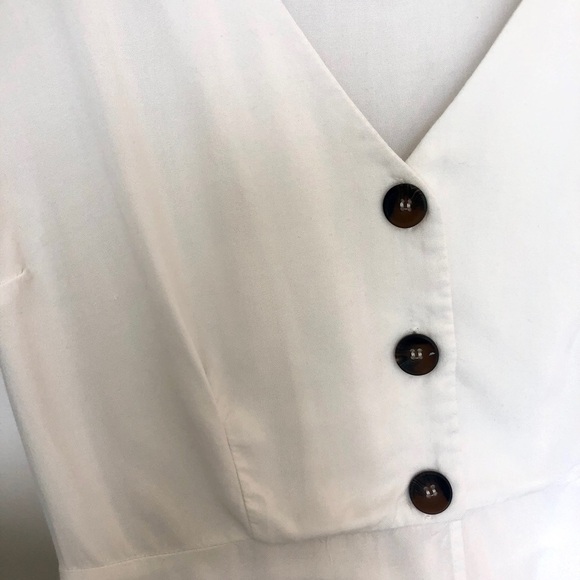 Forever21 white button down blouse - Picture 4 of 4